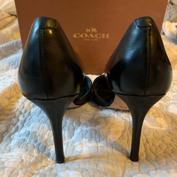 Coach Black Leather Pump - Picture 4 of 5
